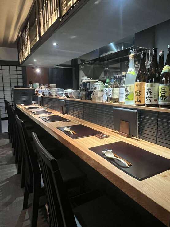 カウンター席